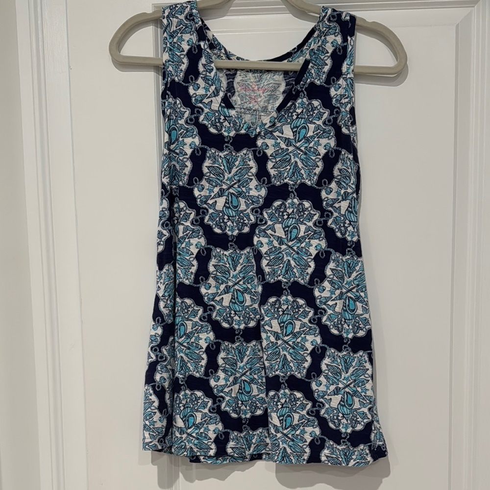 Lilly  Pulitzer Blue and White Sleeveless Top